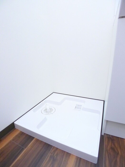 物件内観写真20　(洗濯機置場)