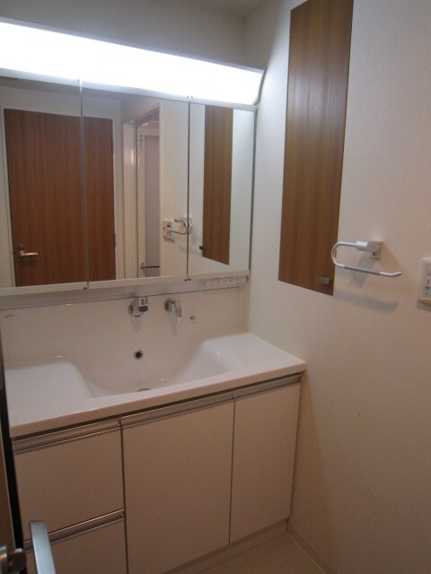 物件内観写真14　(洗面)