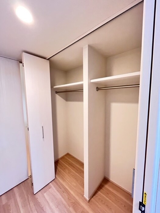 物件内観写真12　(収納)