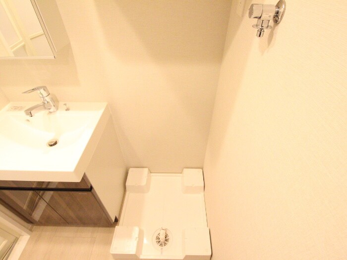 物件内観写真14　(洗濯機置場)