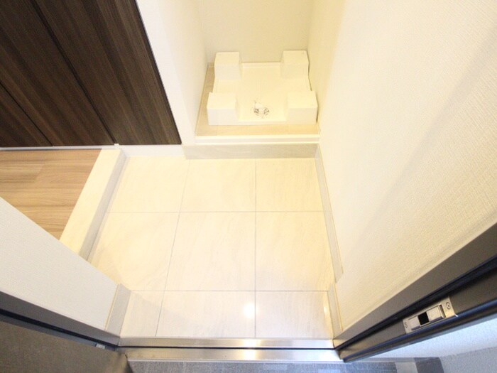 物件内観写真15　(玄関)