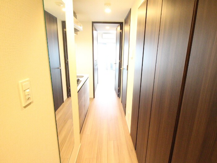 物件内観写真17　(廊下)