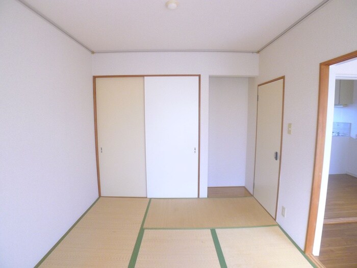 物件内観写真15　(居室)