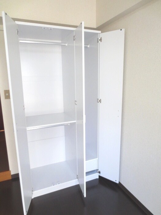 物件内観写真9　(収納)