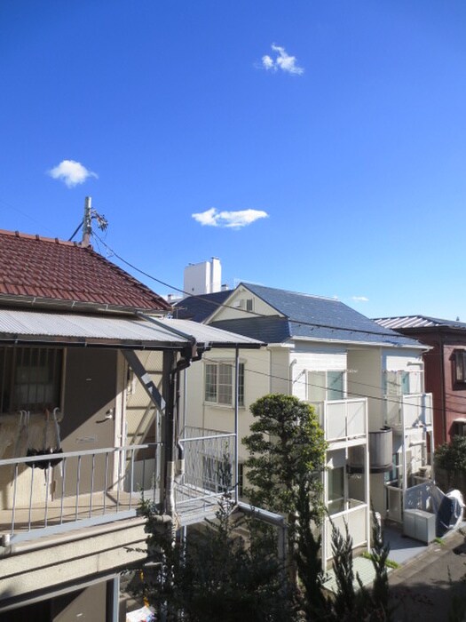 物件内観写真16　(室内からの展望)