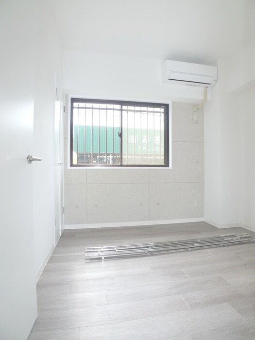 物件内観写真12　(居室)