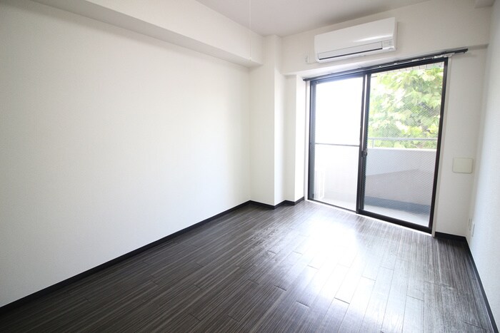 物件内観写真15　(居室)