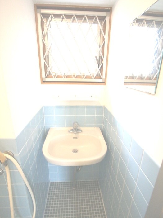 物件内観写真11　(洗面)