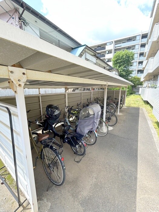アビタ武蔵野の駐輪場