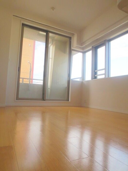 物件内観写真4　(居室)