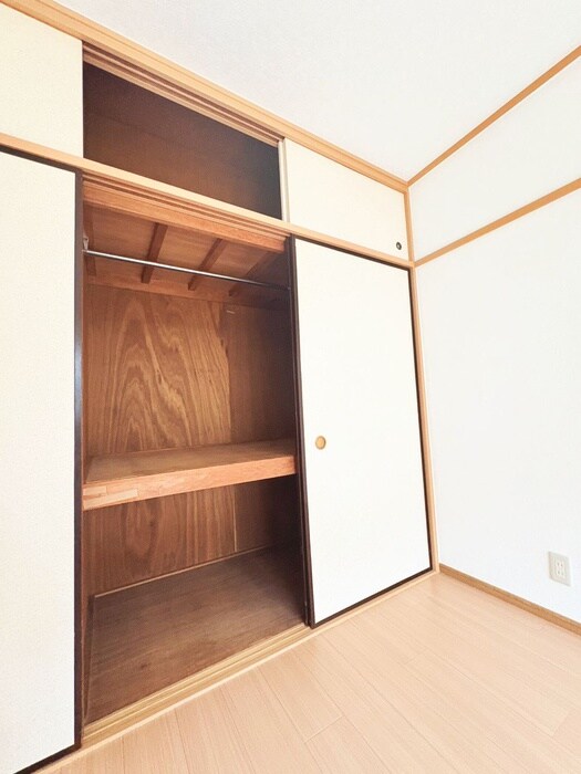 物件内観写真16　(収納)