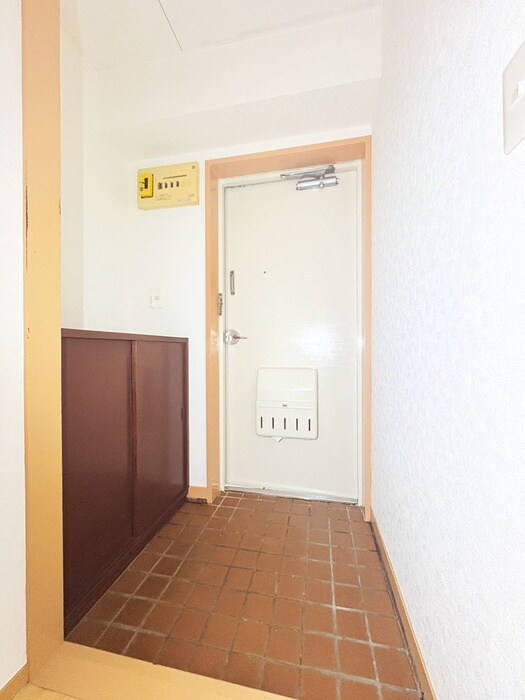 物件内観写真20　(玄関)