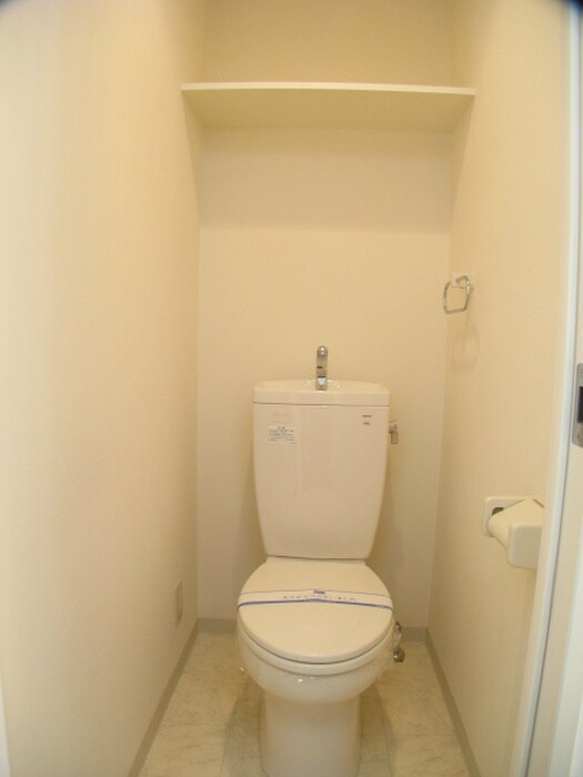 物件内観写真10　(トイレ)