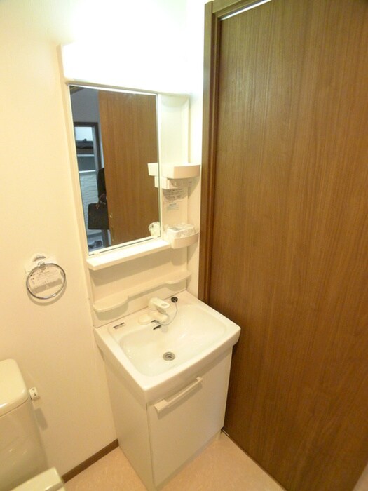 物件内観写真9　(洗面)