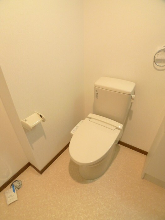 物件内観写真14　(トイレ)