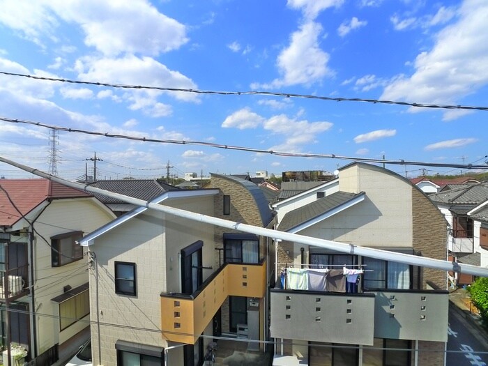 物件内観写真16　(室内からの展望)