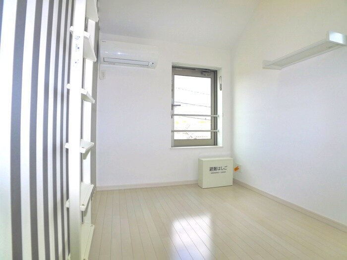 物件内観写真20　(居室)