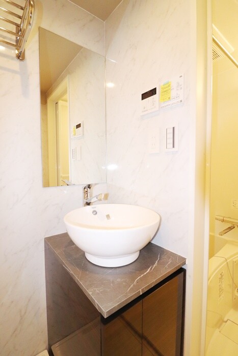 物件内観写真10　(洗面)