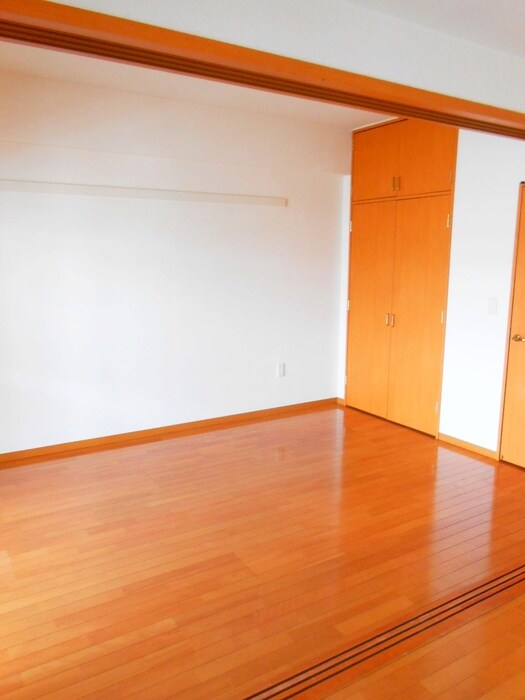 物件内観写真7　(収納)