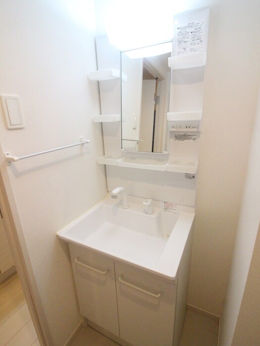 物件内観写真12　(洗面)