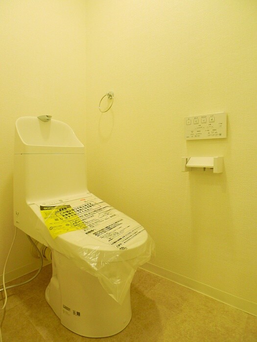 物件内観写真15　(トイレ)