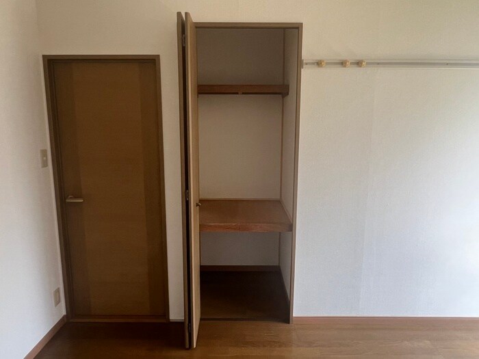 物件内観写真13　(収納)