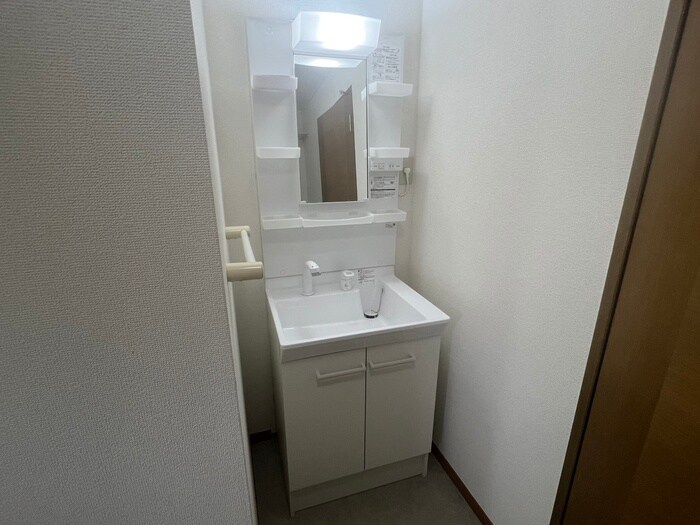 物件内観写真15　(洗面)