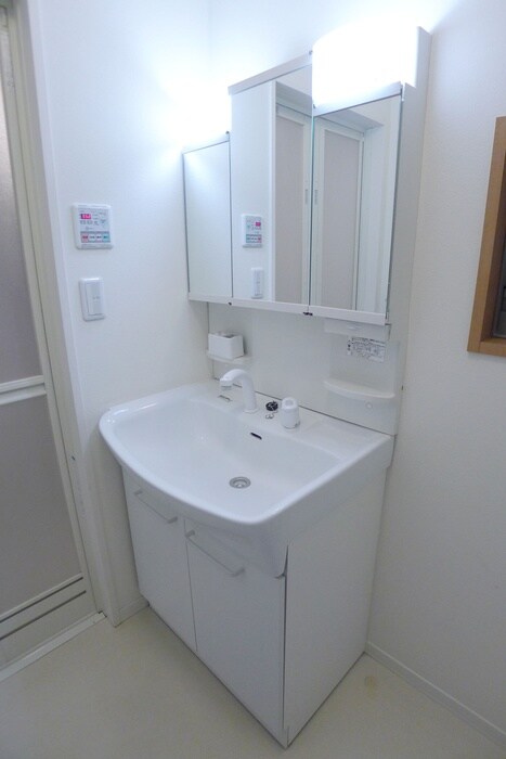 物件内観写真6　(洗面)