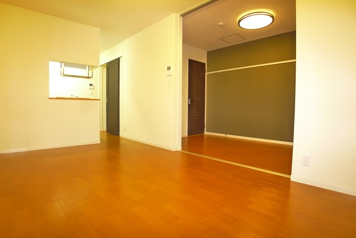 物件内観写真8　(居室)