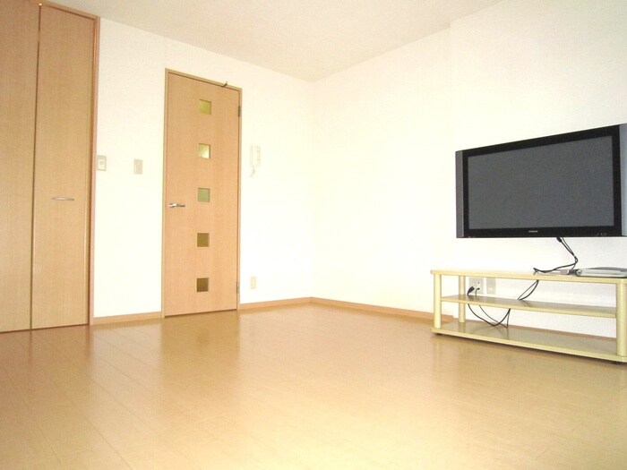 物件内観写真4　(居室)