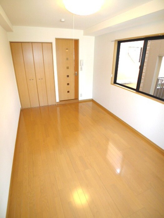 物件内観写真6　(居室)