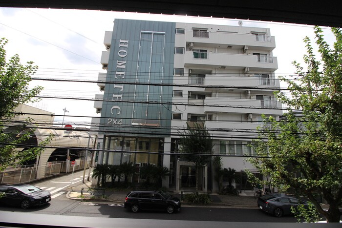 物件内観写真16　(室内からの展望)