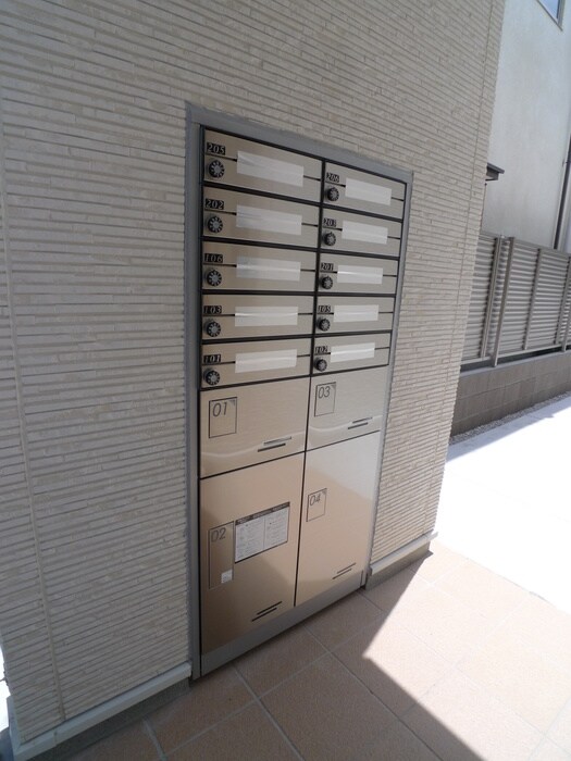 物件外観写真4　(建物設備)