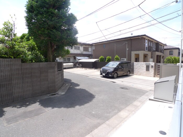 物件内観写真16　(室内からの展望)