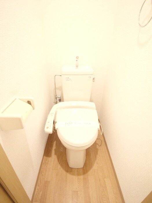 物件内観写真14　(トイレ)