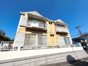 メゾン富岡外観写真