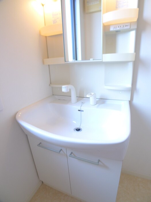 物件内観写真8　(洗面)