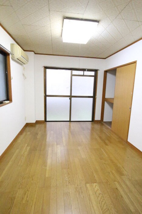 物件内観写真14　(室内からの展望)