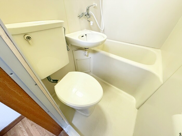 物件内観写真15　(トイレ)