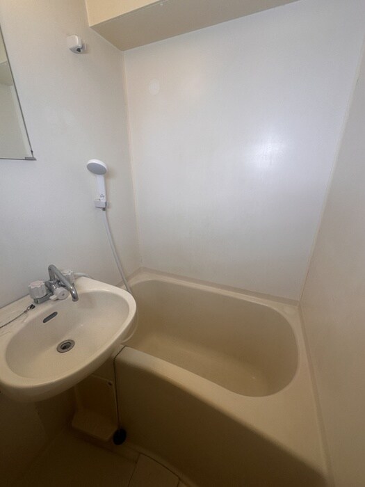 物件内観写真12　(バス／シャワールーム等)