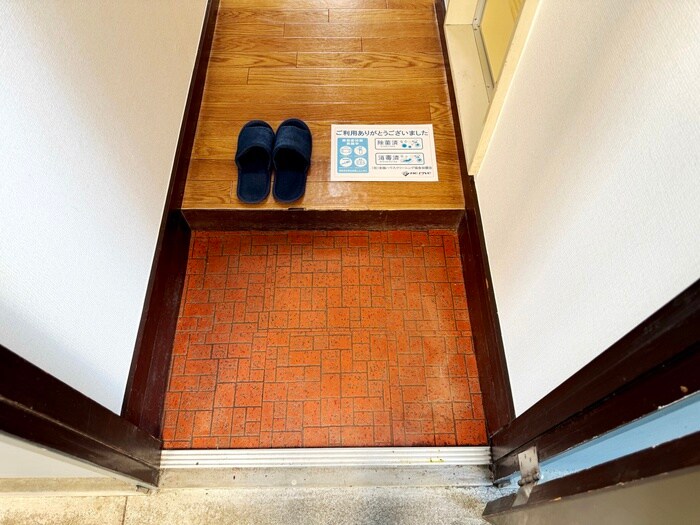 物件内観写真15　(玄関)