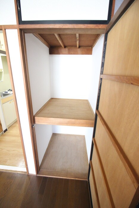 物件内観写真15　(収納)