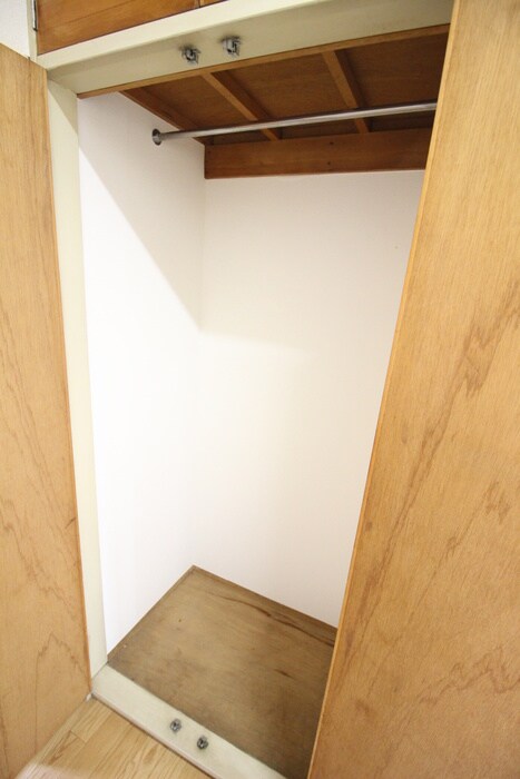 物件内観写真16　(収納)