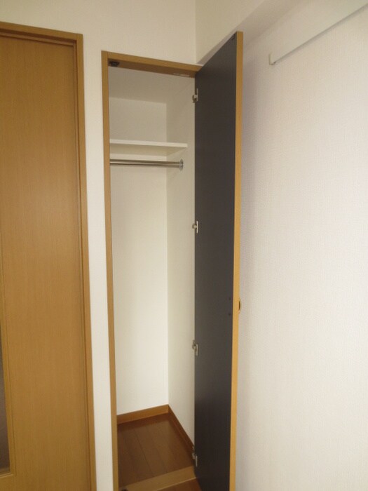 物件内観写真16　(収納)