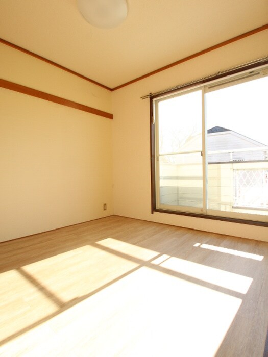 物件内観写真9　(居室)