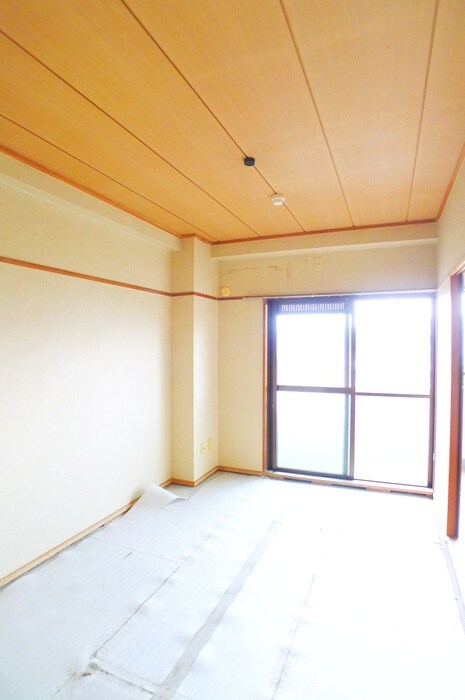 物件内観写真10　(居室)