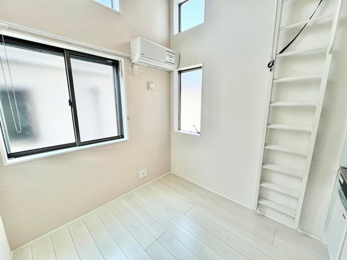 物件内観写真8　(居室)