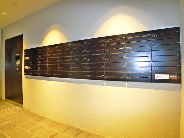 物件外観写真4　(建物設備)