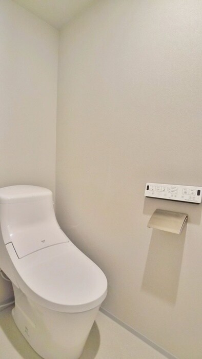 物件内観写真13　(トイレ)