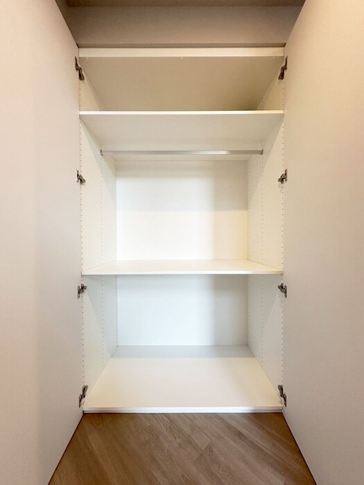 物件内観写真15　(収納)